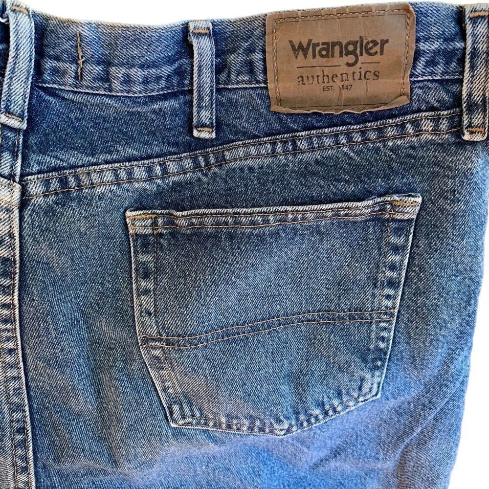 Wrangler Authentics Mens Fleece Lined Insulated Warm Blue Jeans Size 40x30 - Picture 3 of 9
